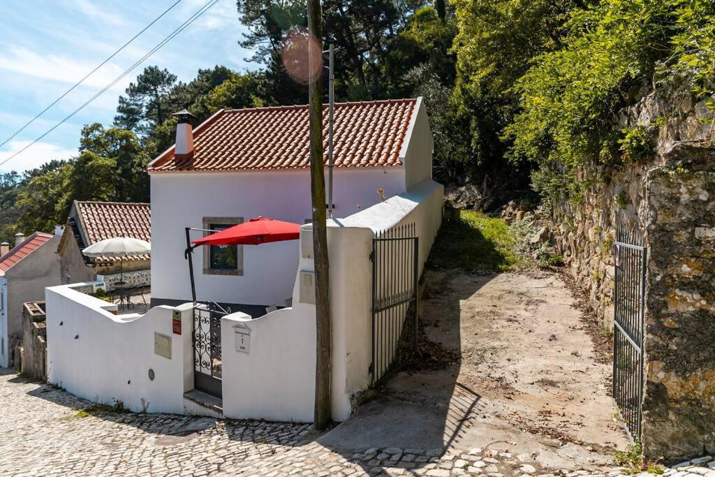 Casinha - Lusitalia Eden Villa Синтра Екстериор снимка